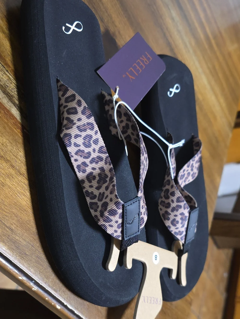 FREELY Leopard Print Strap Flip Flop Sandals - Black & Tan